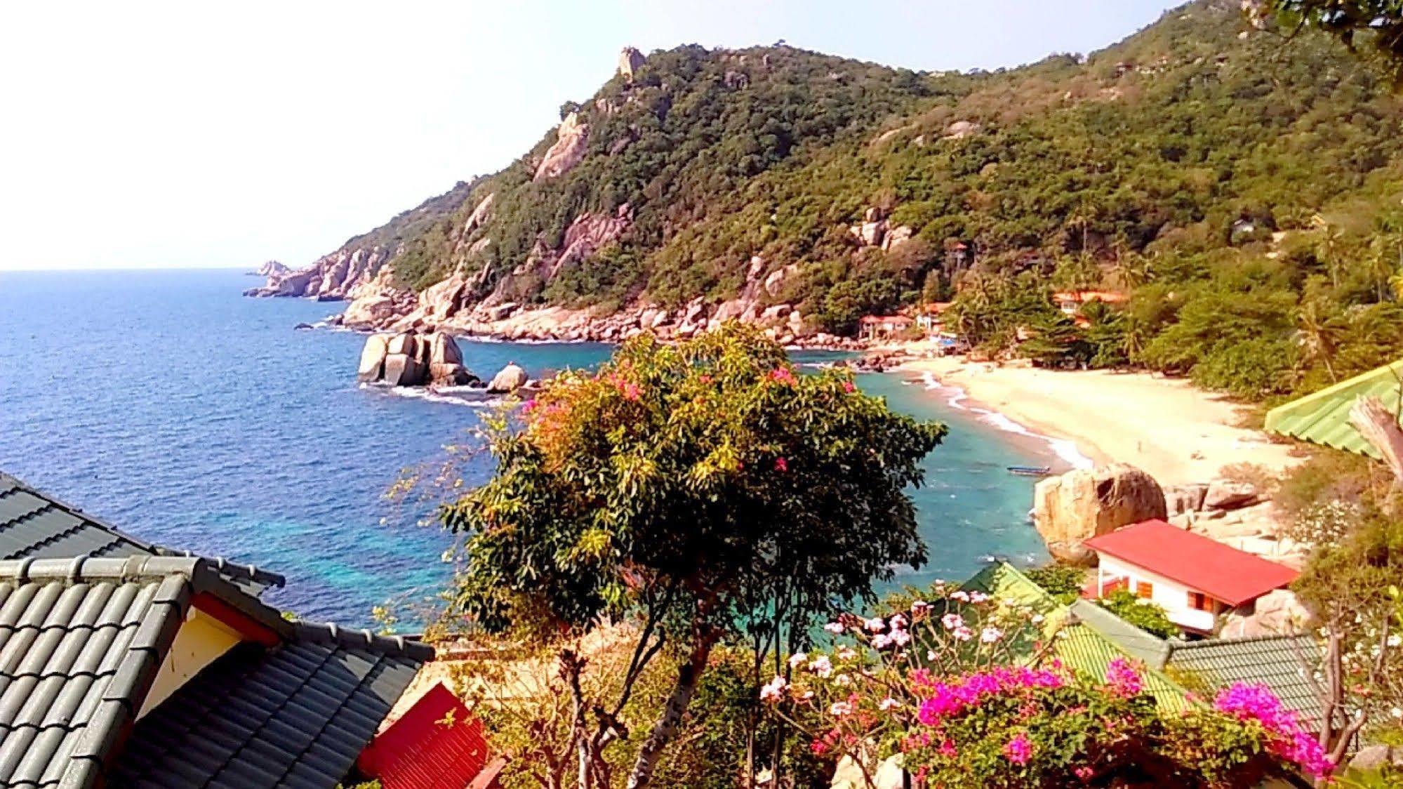 Family Tanotebay Resort Ko Tao Bagian luar foto